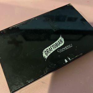 Graftobian foundation palette